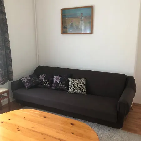 Piroska Vendeghaz Apartment *