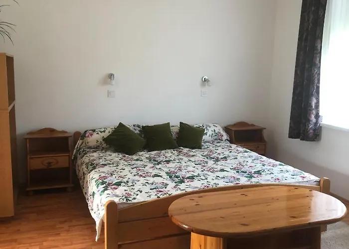 Piroska Appartement *
